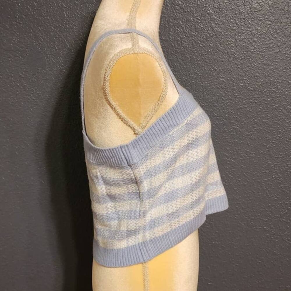 It's Our Time Blue White New Sprout Plaid Cropped Sweater Tank Size Large